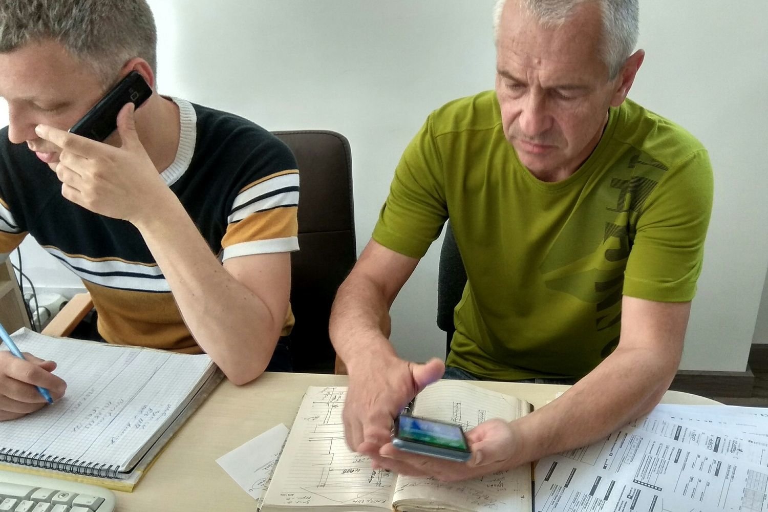 Фото 1. Справа - Владислав Тищенко, главный инженер компании Ryterna Украина